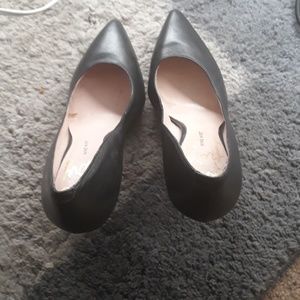 Ladies shoes